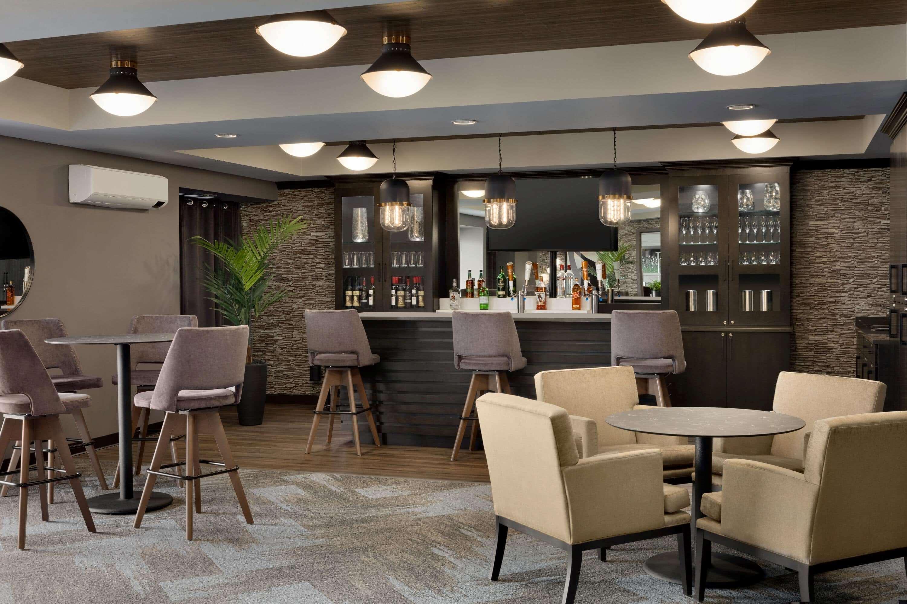 Microtel Inn & Suites By Wyndham Lloydminster Exterior foto